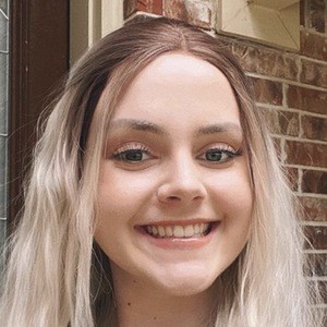 LaurenMae16, 24 (TikTok明星)