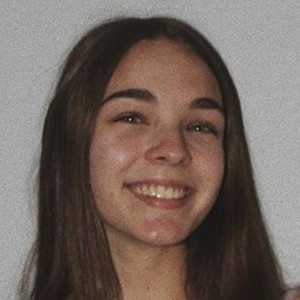 Laurie Girard, 21 (TikTok Star)