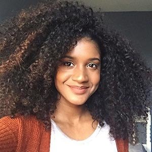 Laurscurls, 26 (Star di YouTube)