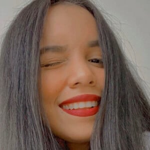 Laurysa Victoria image 8