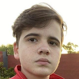 Lautaro Saina, 22 (Rapper)