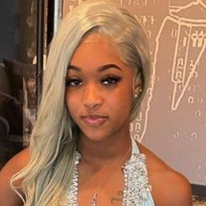 lavish.camm, 21 (Ngôi sao Instagram)