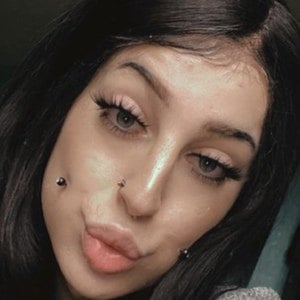 Layla Contreras, 24 (TikTok Star)