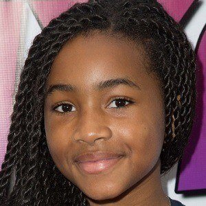 Layla Crawford, 21 (Attrice TV)