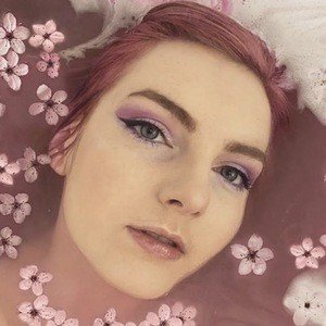 LDShadowLady, 33 (YouTube Star)