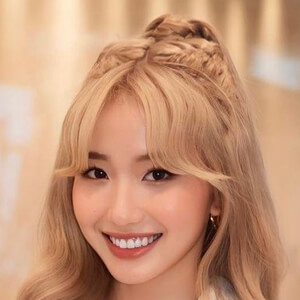 Le Thi Khanh Huyen image 6