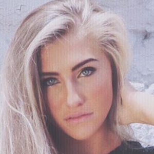 Leah LaRosa, 29 (Vine Star)