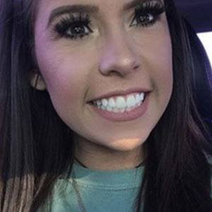 Leandra Mya, 24 (TikTok Star)