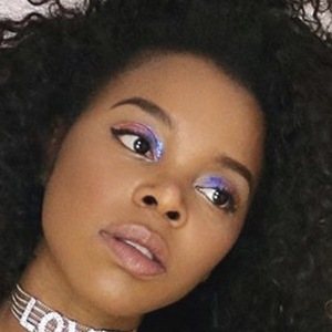 Leanna Beckford, 35 (模特)