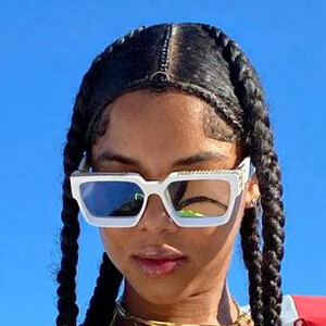 Leaux Steez, 36 (Instagram Star)