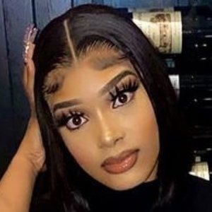 Lebra Jolie, 31 (说唱歌手)