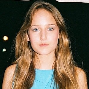 Leelee Sobieski image 8