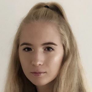 LeeLeeDraws, 23 (TikToker)