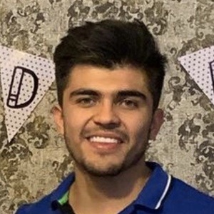 Legolaz, 28 (YouTube Star)