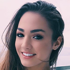 Leila Bauer image 3