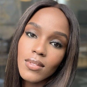 Leila Nda, 35 (Model)