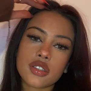 Leona Daugherty image 2