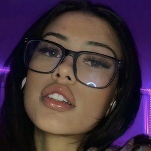 Leona Daugherty, 21 (TikTok明星)