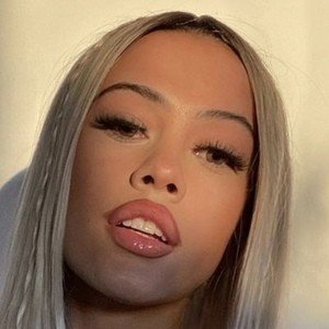 Leona Daugherty image 7