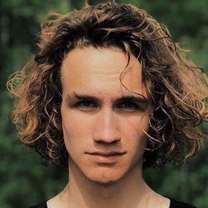 Leonardo DeValen image 4