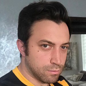 Leonel Fransezze, 39 (TV Show Host)