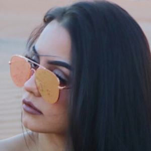 Les Do Makeup image 3