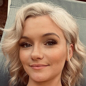 Leslee Marler image 7