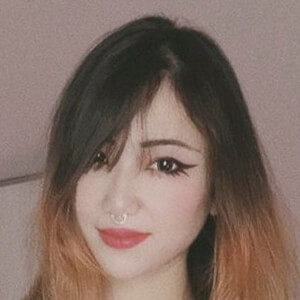 Lesli Sayl, 28 (TikTok Star)