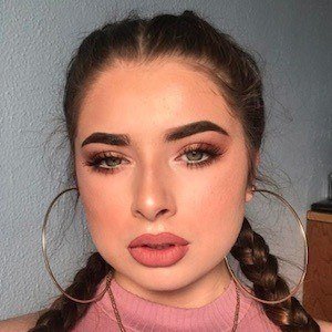 Leslie Chavez, 25 (YouTube Star)