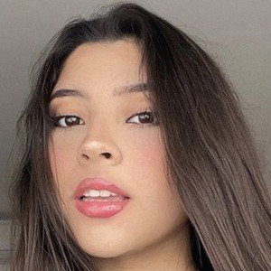 Leslie Gallaga, 24 (Звезда Тиктока)