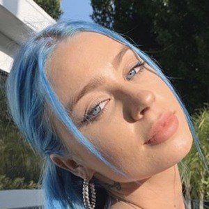 Leslie Hannah Belle, 28 (Звезда Инстаграма)