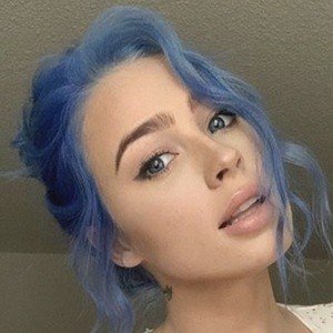 Leslie Hannah Belle, 28 (Instagram Star)
