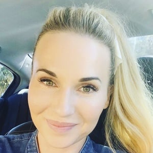 Leslie Markham, 47 (YouTube Star)