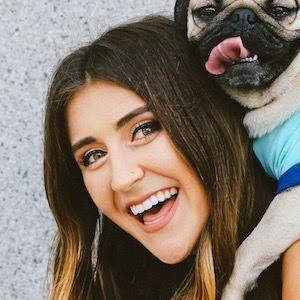 Leslie Mosier, 33 (Diseñador Gráfico)