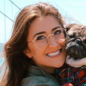 Leslie Mosier, 33 (Graphic Designer)