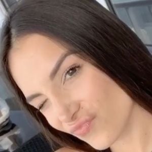 Lesly Barrera, 36 (Model)