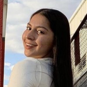 Lesly Ramirez, 22 (TikTok明星)