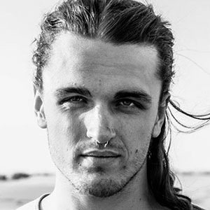 Lethal Crysis, 28 (YouTube Star)