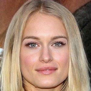Leven Rambin, 33 (TV Actress)