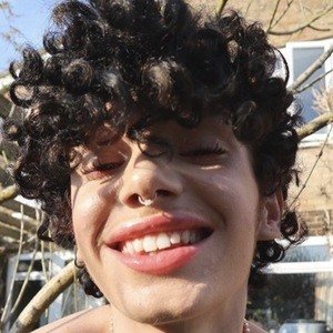 Lewis Blissett, 21 (Pop Singer)