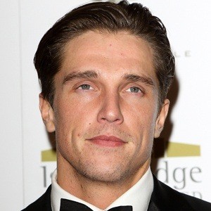 Lewis Bloor, 35 (現實之星)