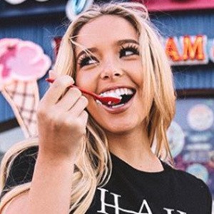 Lexi C, 27 (Live.me Star)