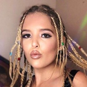 Lexi C, 27 (Live.me明星)