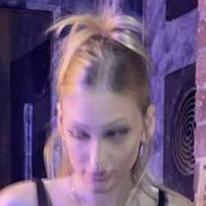 Lexi Hentschel, 22 (TikTok Star)