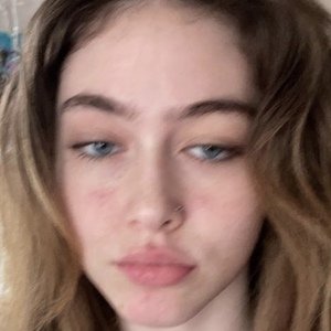 Lexi Sarnoski, 24 (TikTok明星)