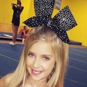 Lexi Smith, 19 (TikTok Star)