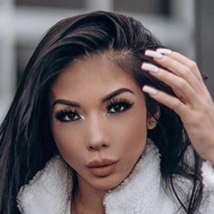 Lexi Vixi (Instagram Star) - Age, Birthday, Bio, Facts, Family, Net