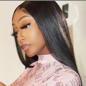 Lexis Makiah, 25 (Star di YouTube)