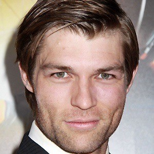Liam McIntyre image 3
