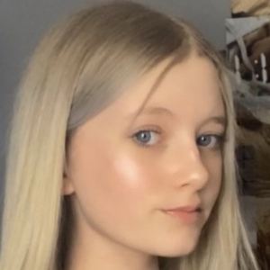 Libby Glass, 20 (TikTok明星)